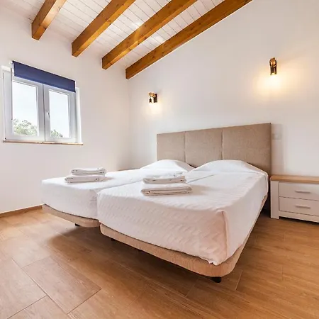 Appartamento I - St. Johns Countryside Getaway *